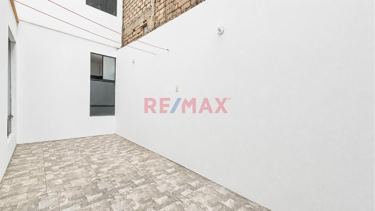 Departamento En Venta En Primer Piso + Cochera | Viñedos De Comas — foto 14