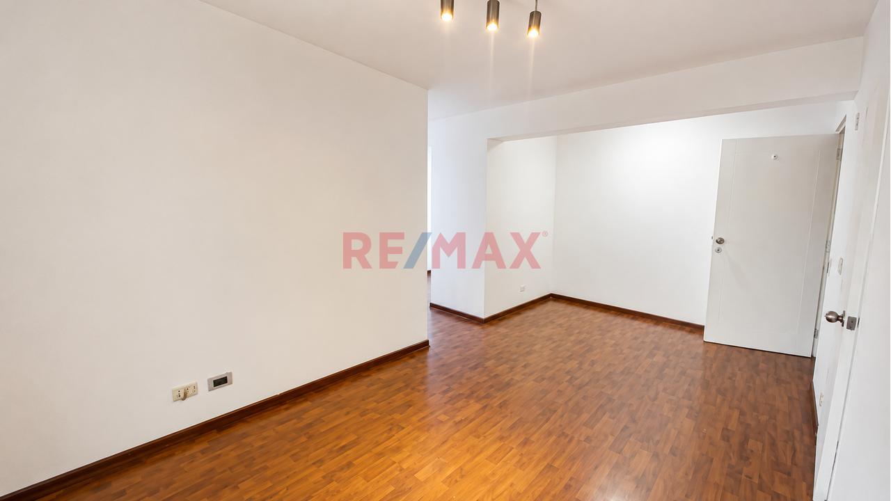 🏡 ¡Vive Frente A La Pucp! Departamento De 3 Hab. + Sala De Estudio + Piscina En San Miguel — foto 3