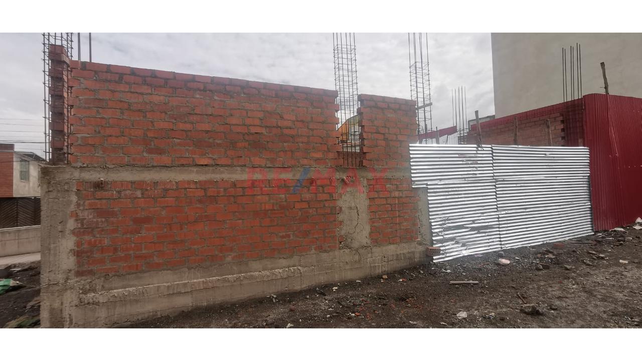 Terreno Cercado En Venta - 2