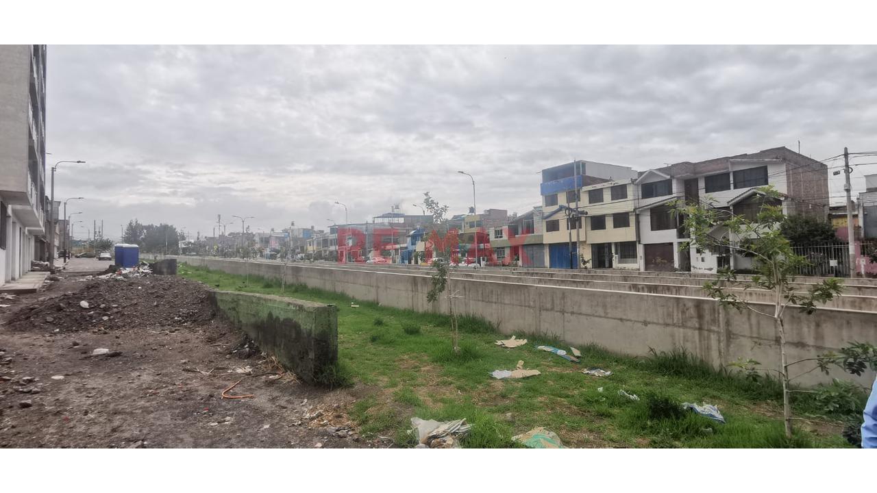 Terreno Cercado En Venta - 9