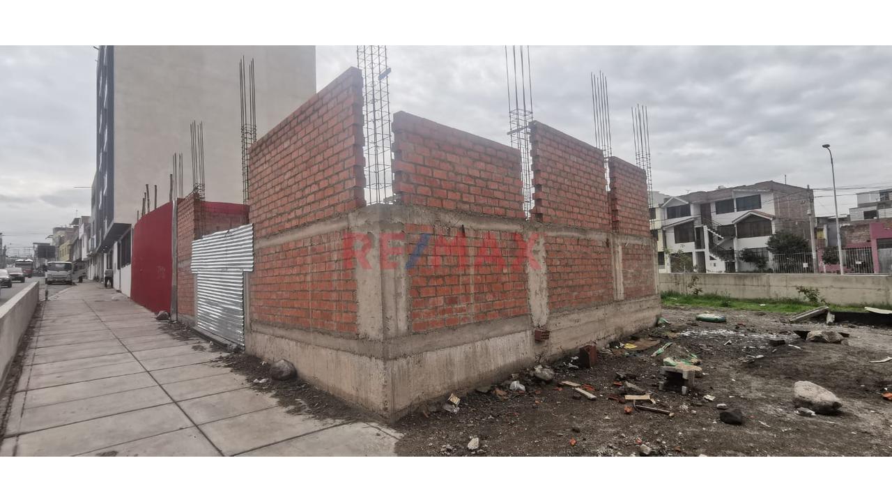 Terreno Cercado En Venta - 1