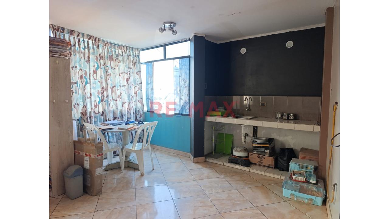 Amplio Dúplex De 148 M² Con Aires Frente Al Mercado Unicachi – Comas - 13