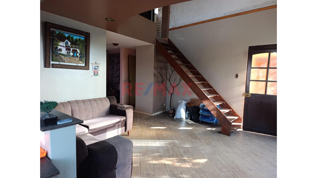 Amplio Dúplex De 148 M² Con Aires Frente Al Mercado Unicachi – Comas - 7