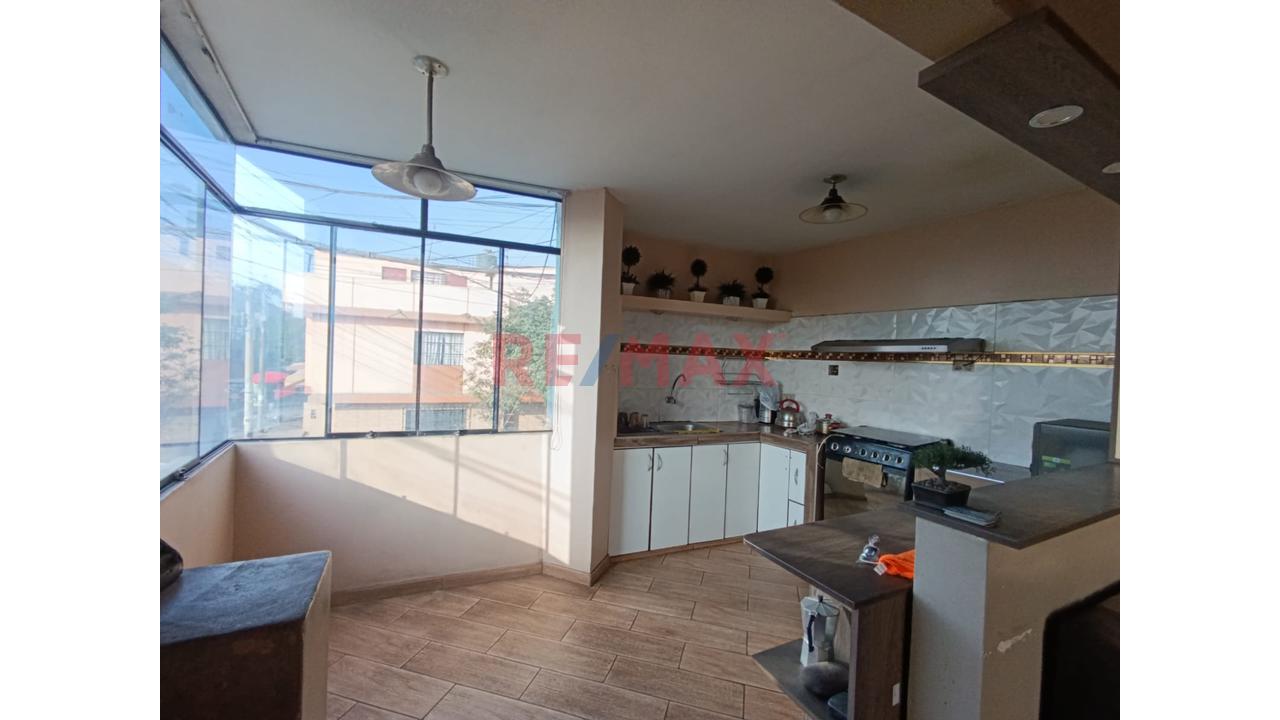 Amplio Dúplex De 148 M² Con Aires Frente Al Mercado Unicachi – Comas - 6