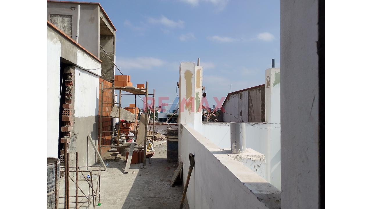 Vendo Duplex De Estreno Frente A Parque En Surco — foto 3