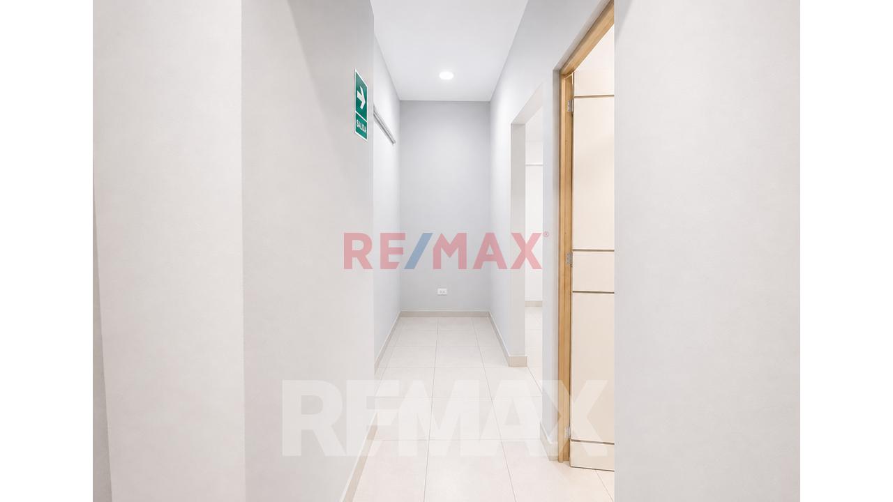 Alquiler De Local Comercial En Plena Avenida - Surquillo - 6