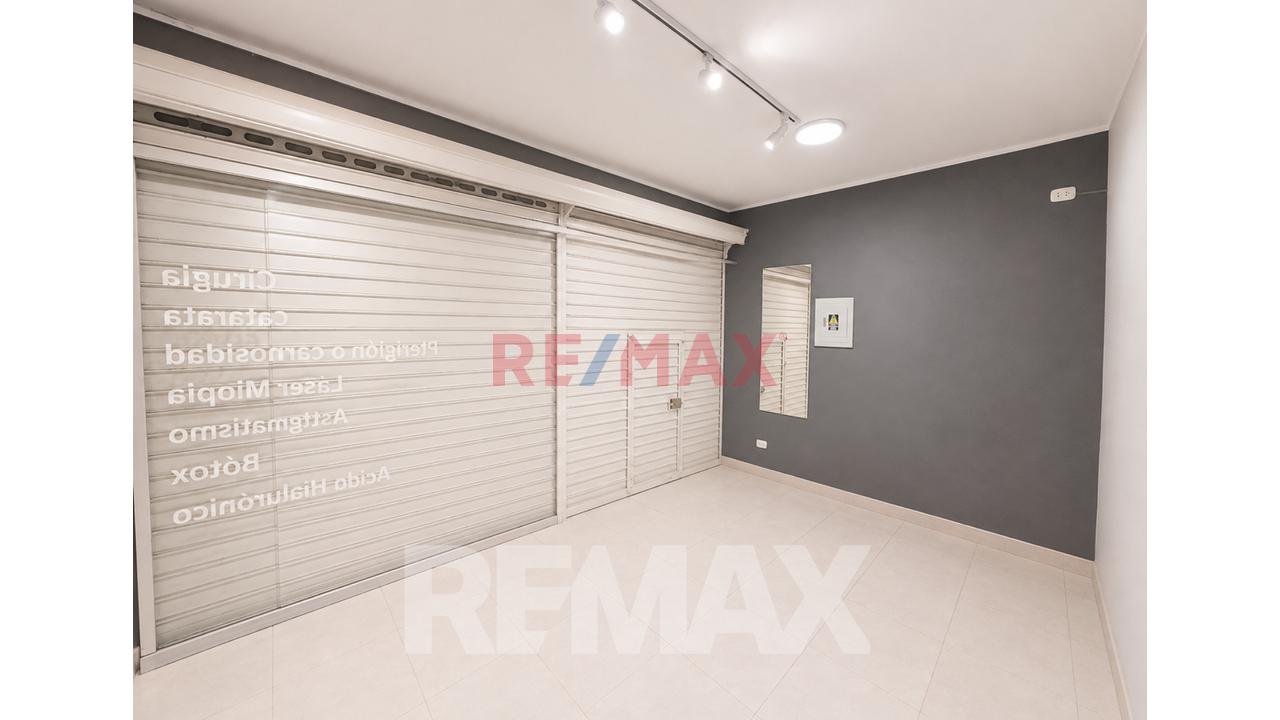 Alquiler De Local Comercial En Plena Avenida - Surquillo - 2