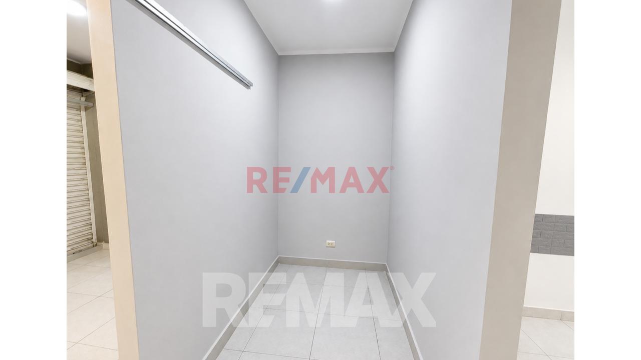 Alquiler De Local Comercial En Plena Avenida - Surquillo - 9