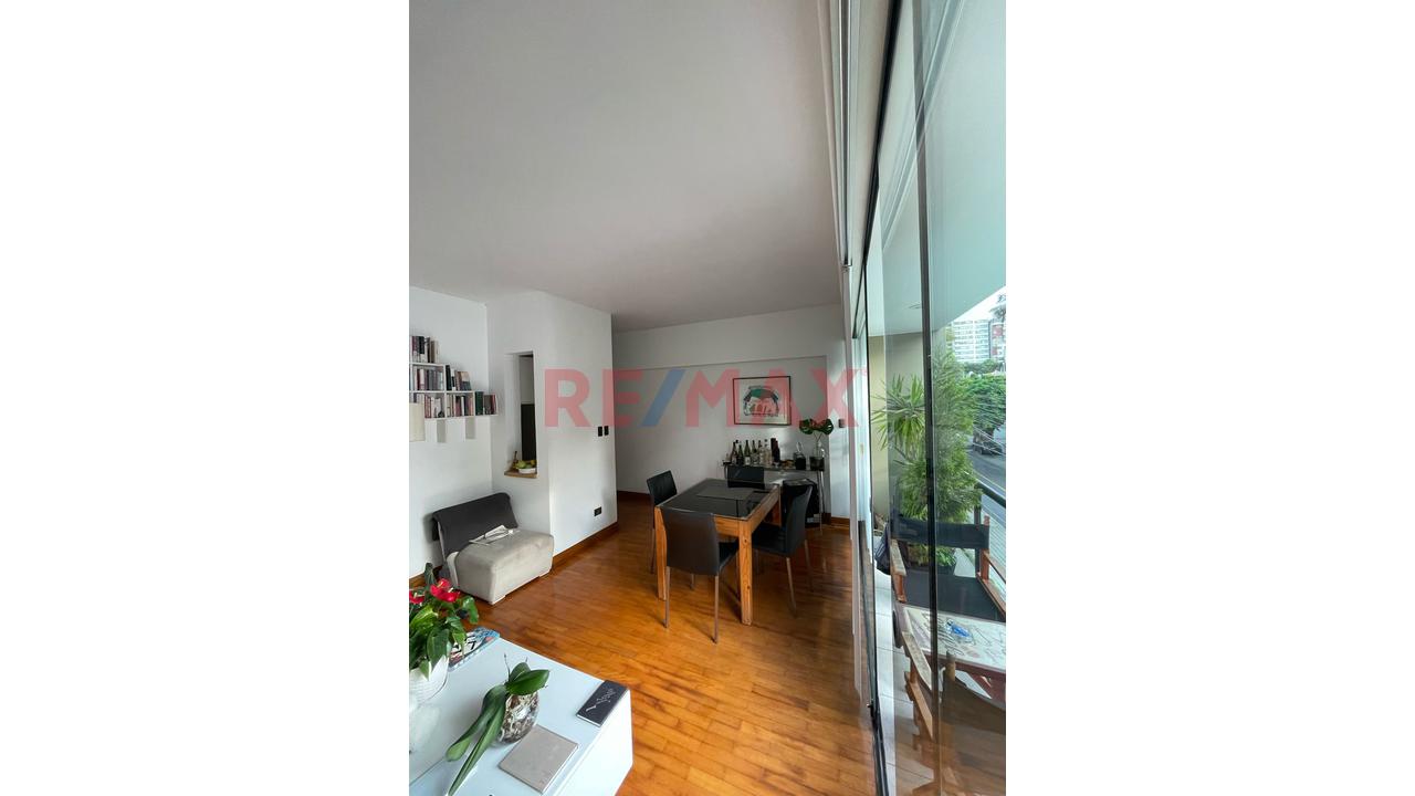Vendo Hermoso Departamento En San Isidro Con Cochera Y Deposito — foto 5