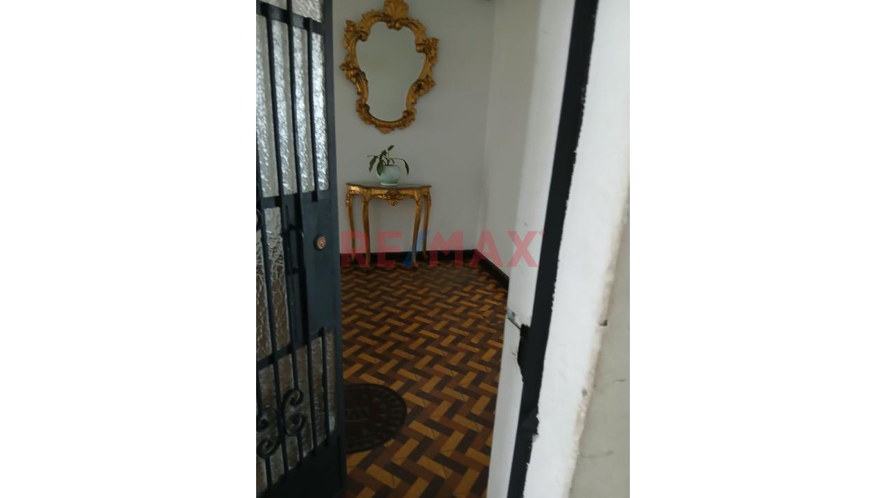 Venta De Propiedad Comercial / Multifamiliar En Av. Mariano Cornejo – Pueblo Libre - 2