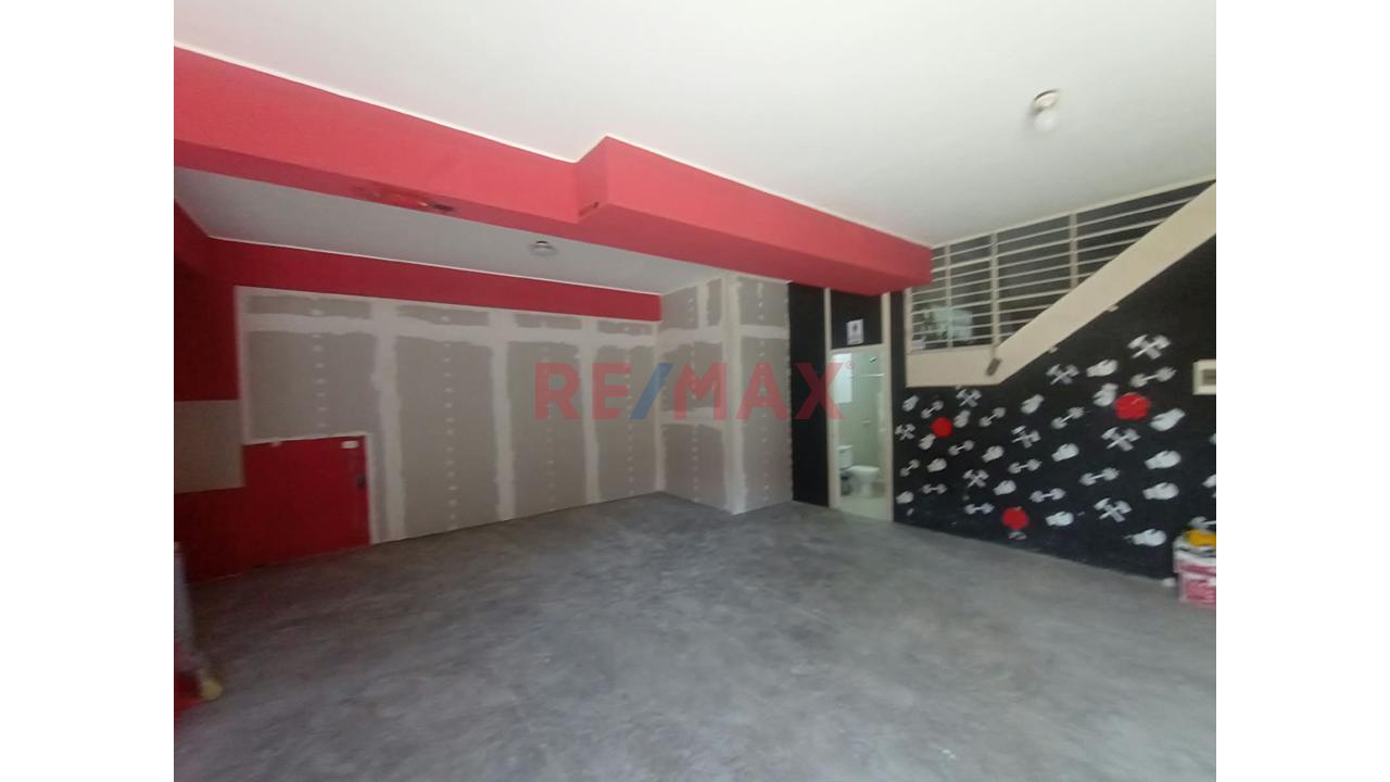 Alquiler De Local Comercial En Chorrillos - 20