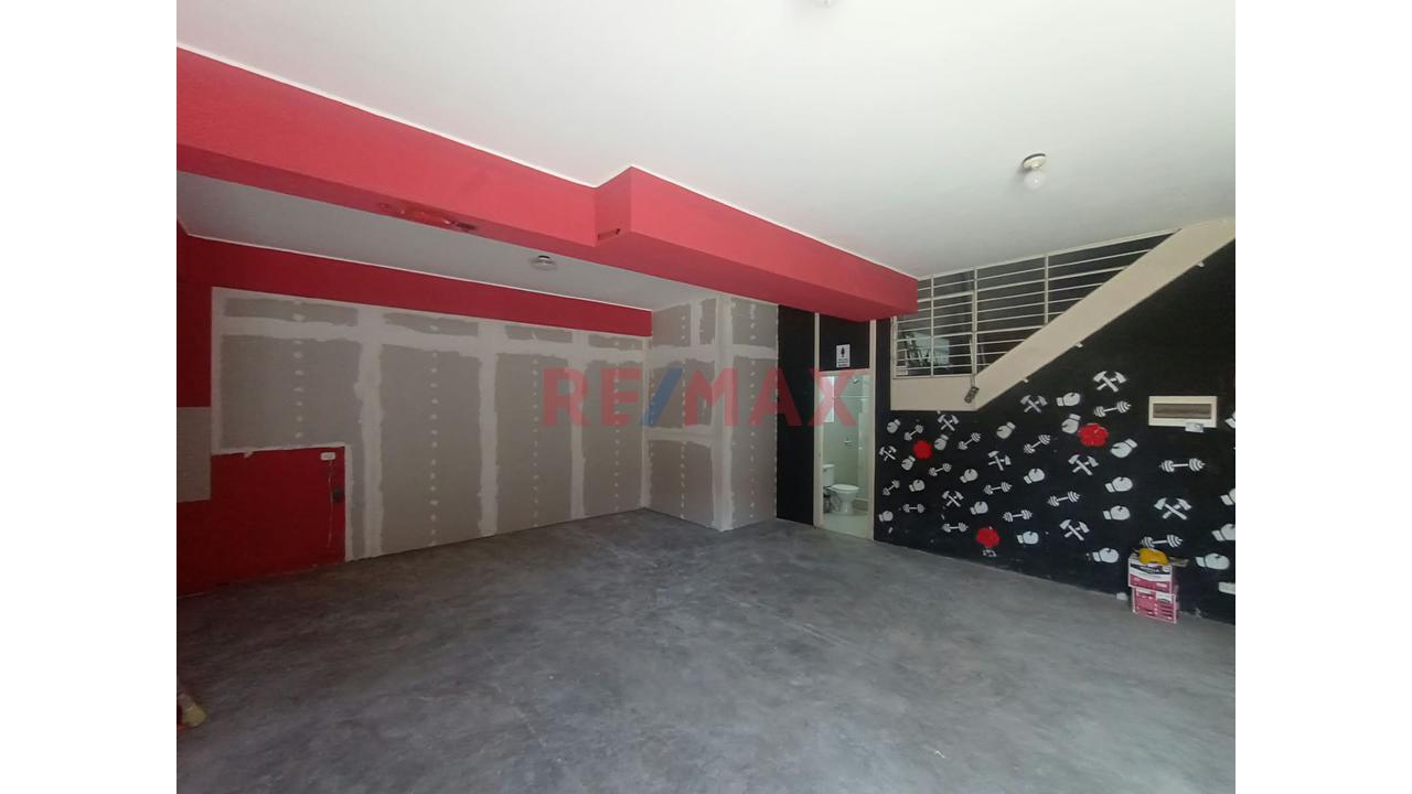 Alquiler De Local Comercial En Chorrillos - 9