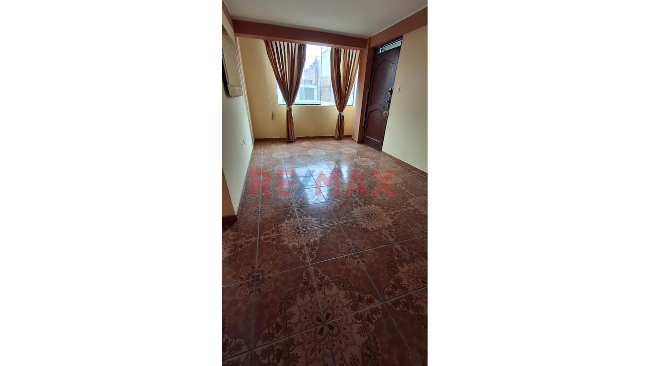 Alquiler Departamento Los Olivos - 2