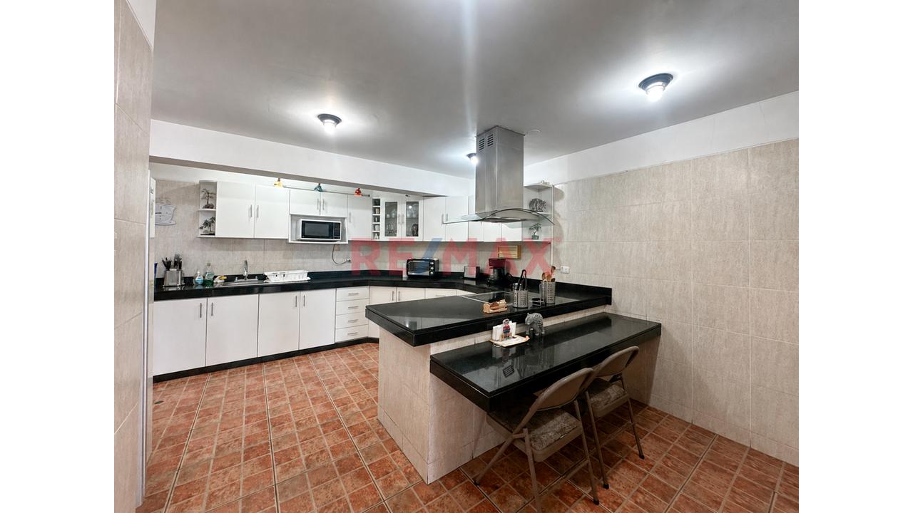 Vendo Exclusivo Departamento Con Maravillosa Vista Panorámica Al Mar Hasta Chorrillos, La Punta, Callao — foto 8