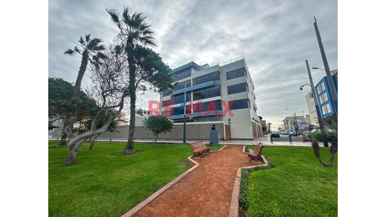 Vendo Exclusivo Departamento Con Maravillosa Vista Panorámica Al Mar Hasta Chorrillos, La Punta, Callao