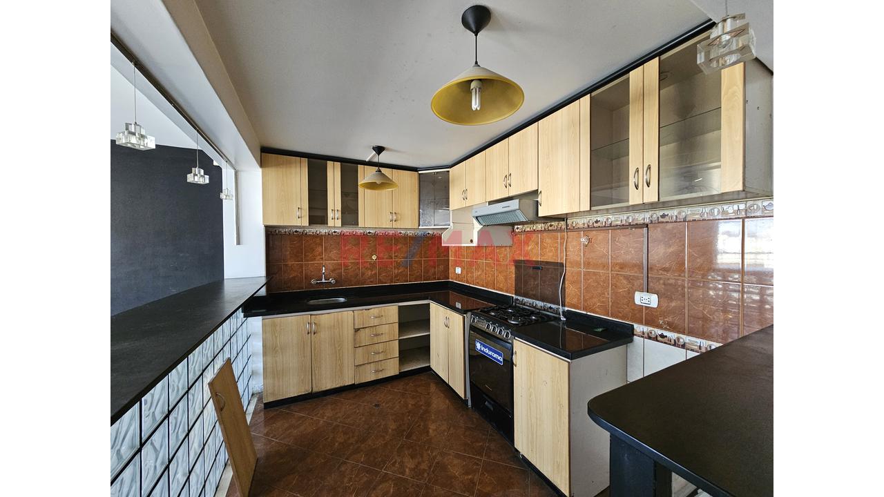 Alquiler Para Empresas En Av. Dolores - Jlbyr - 16