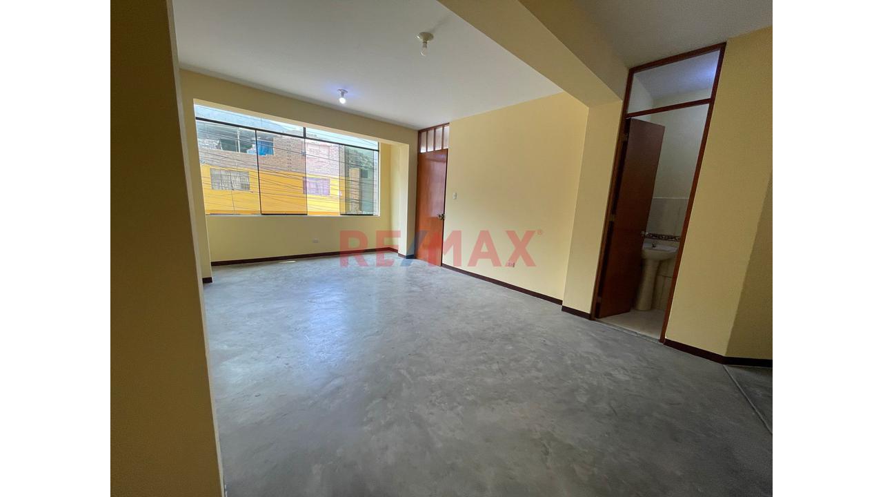 Venta Edificio De 5 Pisos - Collique Comas - 4