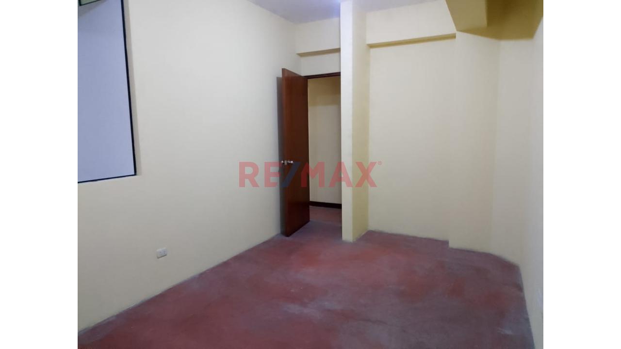 Venta Edificio De 5 Pisos - Collique Comas - 9