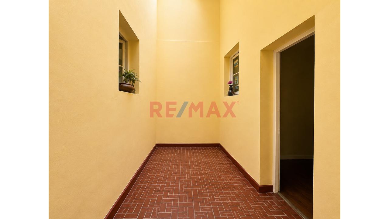 Casa Primer Piso Con Ingreso Independiente, Patio Y Cochera Techada – Jesús María - 14