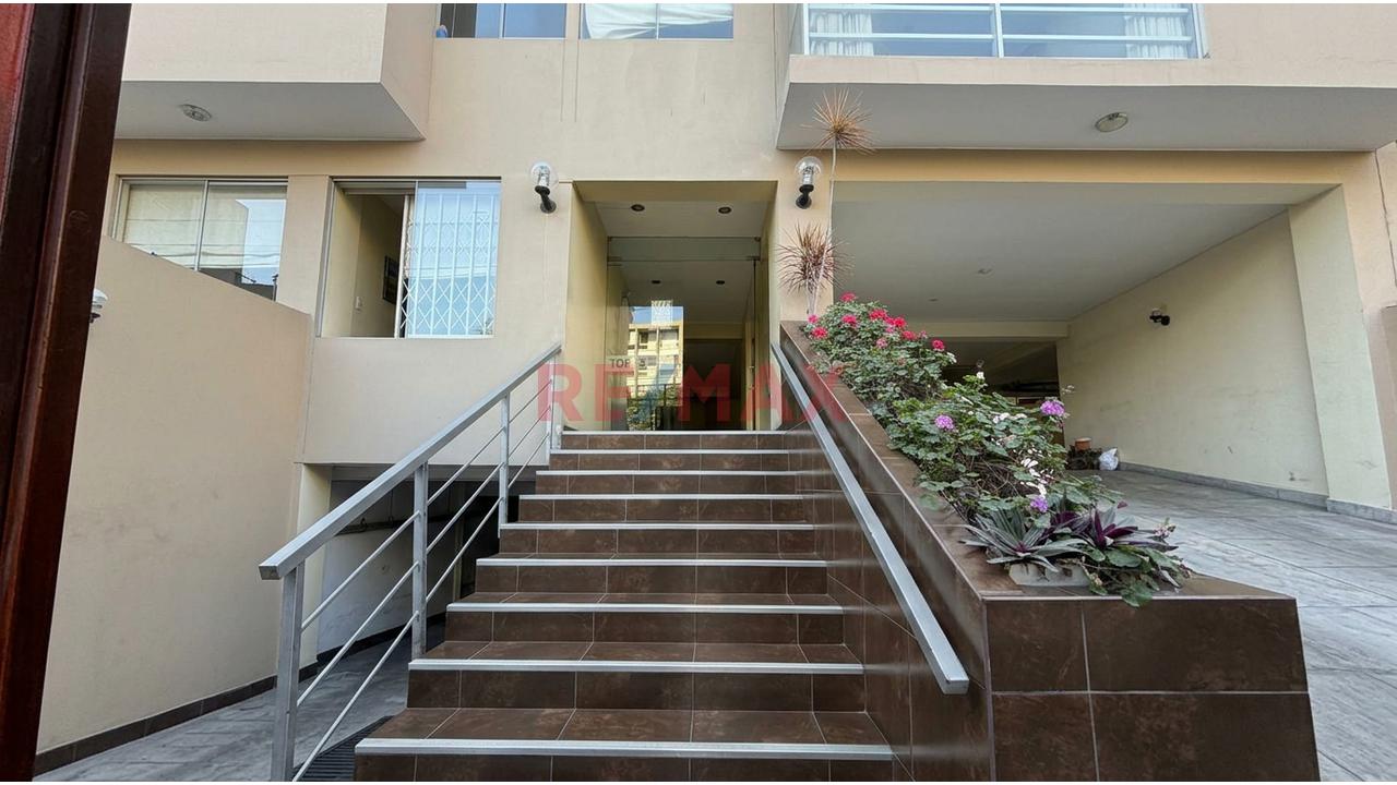 Departamento De 95 M² En Alquiler | 3 Dormitorios + Cochera | Piso 10 | Jesús María — foto 14