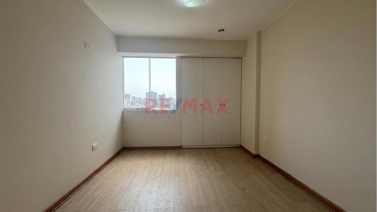 Departamento De 95 M² En Alquiler | 3 Dormitorios + Cochera | Piso 10 | Jesús María — foto 4