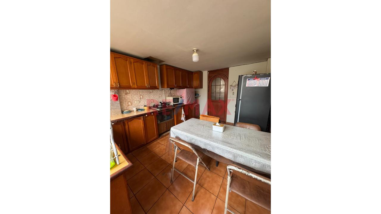 Casa De 3 Pisos En Yanahuara – Urb. Buena Vista - 11