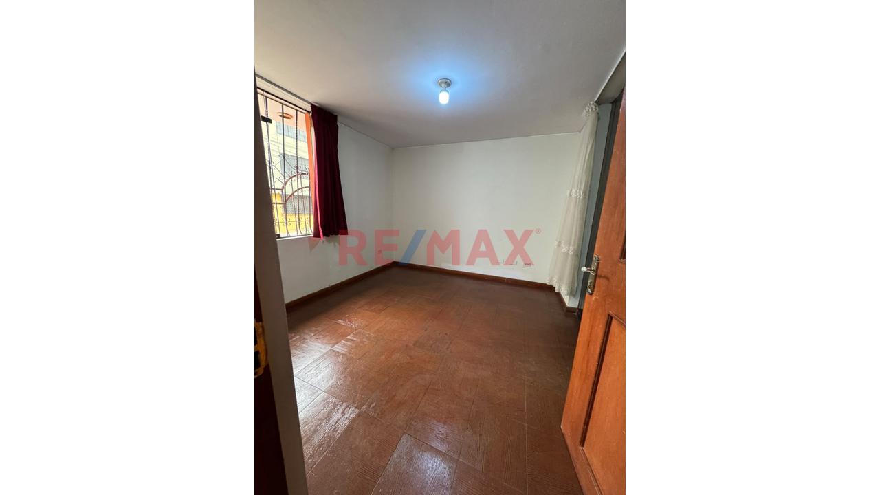 Casa De 3 Pisos En Yanahuara – Urb. Buena Vista - 6