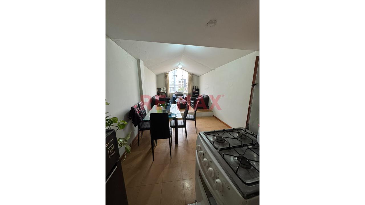 Casa De 3 Pisos En Yanahuara – Urb. Buena Vista - 8