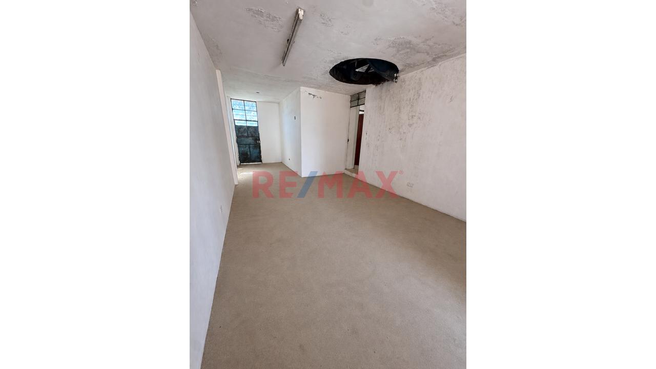 🏡 ¡Se Vende Casa Como Terreno En Cayma! - 7