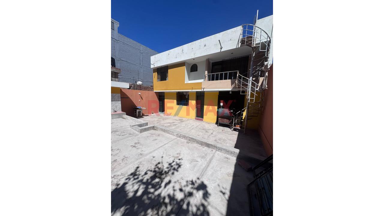 🏡✨ ¡Se Vende Amplia Casa En Asociación José Olaya – Cayma! — foto 5
