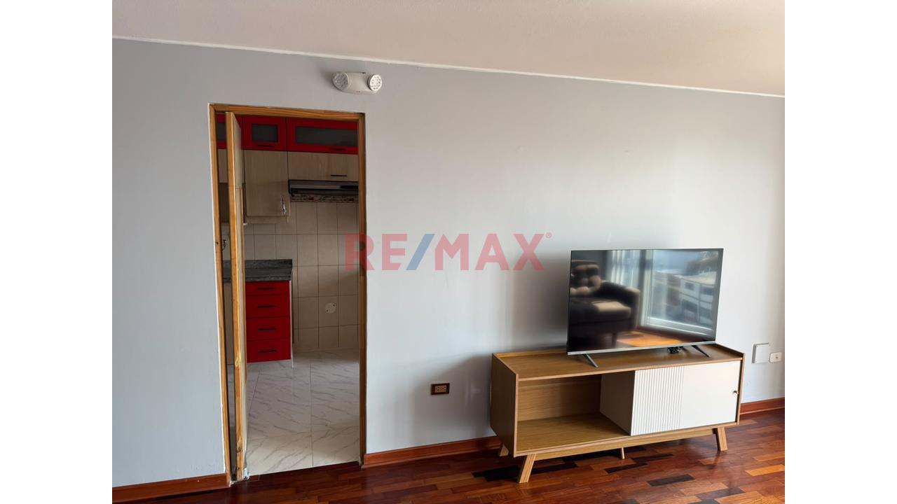 🏢 ¡Amplio Y Luminoso Departamento De 101 M² En Piso 8 + Cochera! No Negociable — foto 4