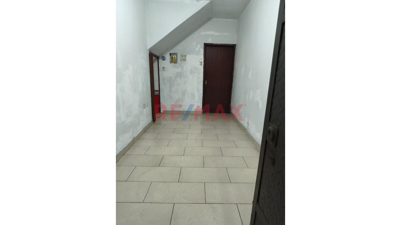 Local Comercial En Alquiler – Av. Pirámide Del Sol - Zarate