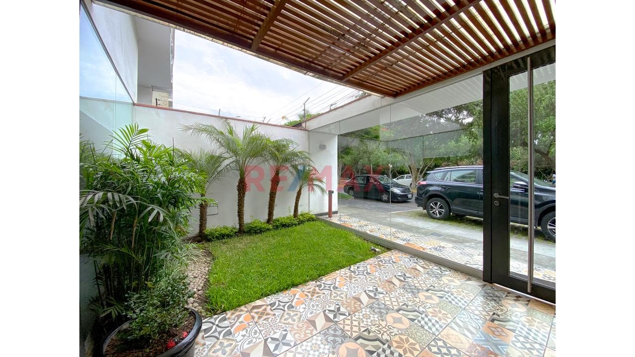 ¡Espectacular Departamento De 188 M² Frente Al Pentagonito En San Borja! | Terraza, 2 Cocheras, Vista Verde Y Full Exclusividad — foto 3