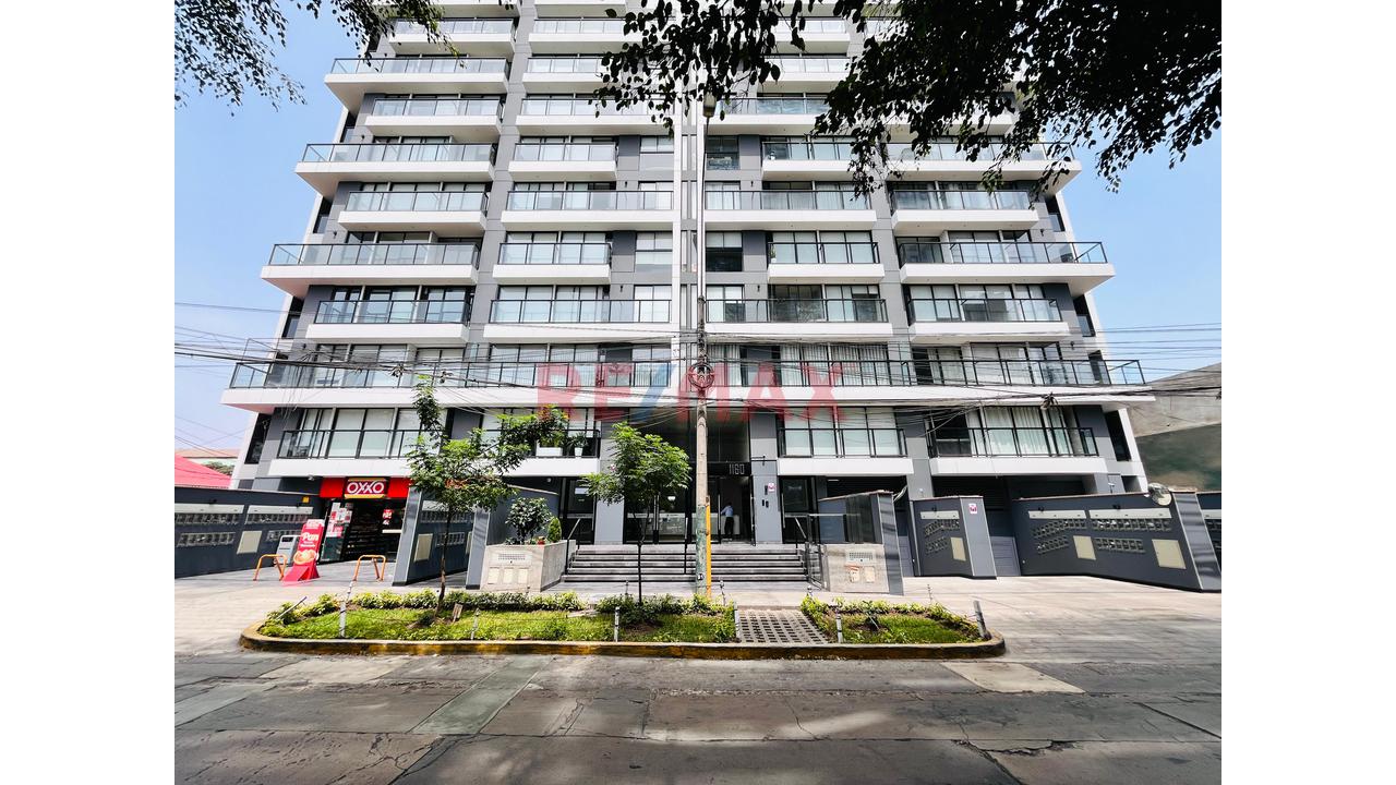 Departamento Moderno En Surquillo Limite Con San Isidro Semi Nuevo — foto 4