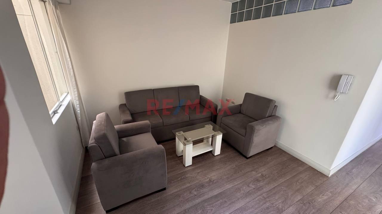 Exclusivo Departamento Semi Amoblado En Calle Los Guindos - Cayma Baja — foto 10
