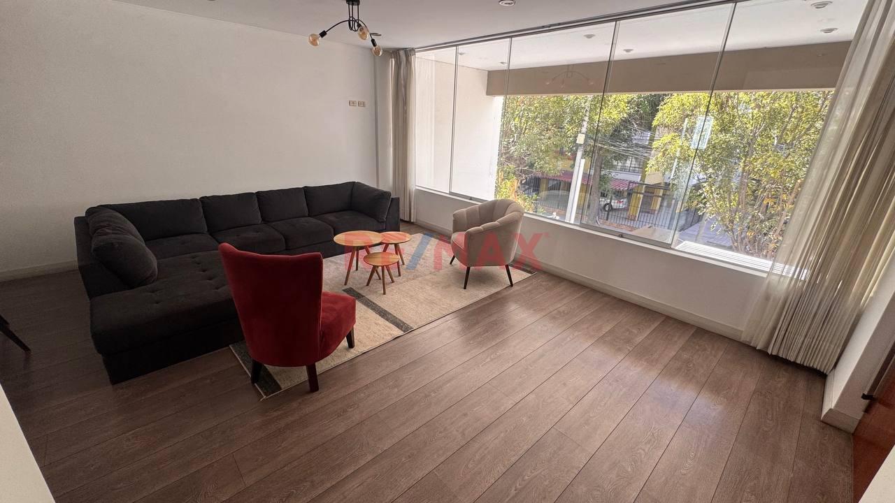 Exclusivo Departamento Semi Amoblado En Calle Los Guindos - Cayma Baja — foto 5