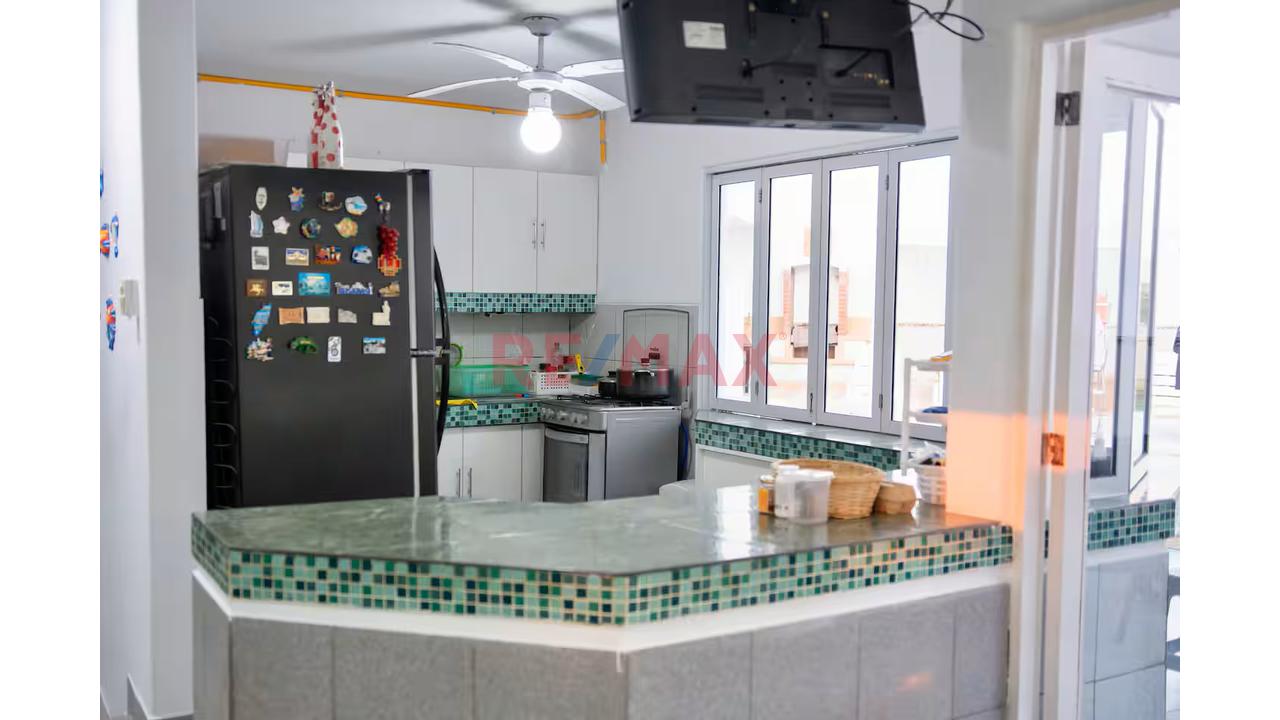 Casa De Playa En Punta Negra Con Piscina, 6 Habitaciones Y Vista Al Mar - 9