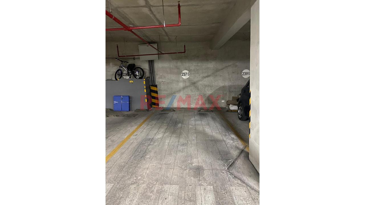 Venta De Departamento Y Estacionamiento — foto 11