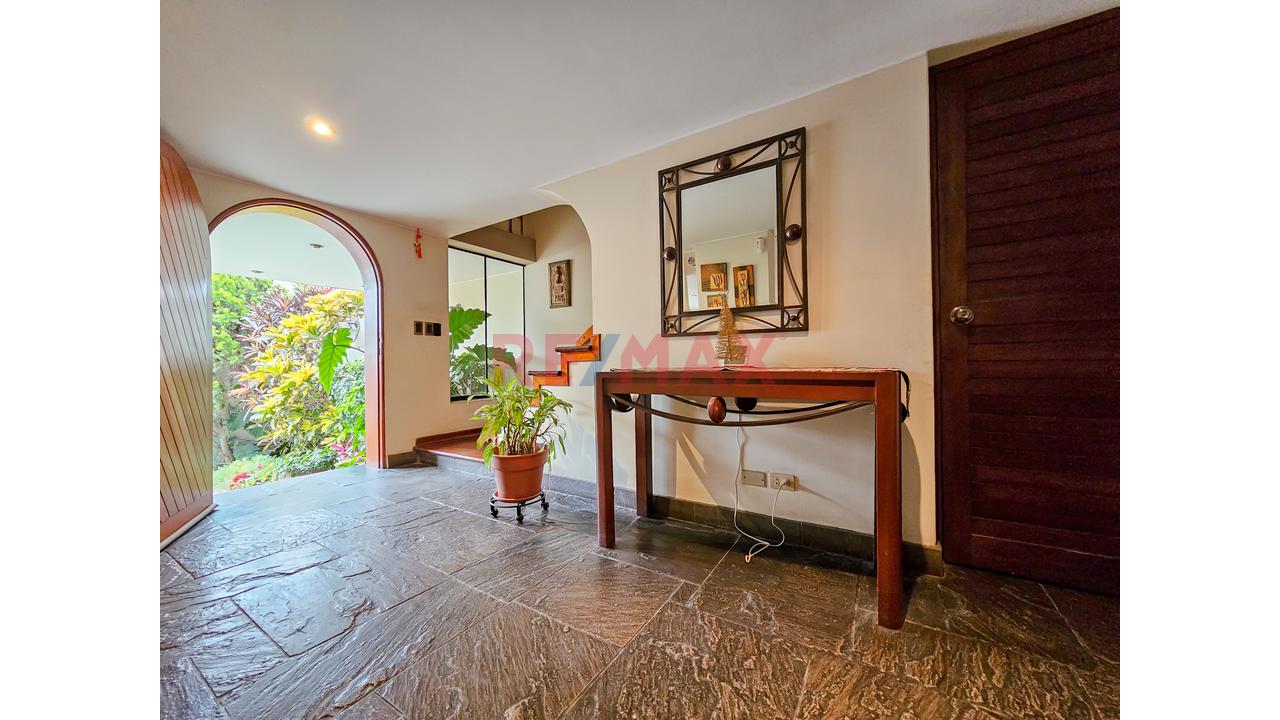 En Venta Hermosa Casa En La Molina - Calle Privada - 3