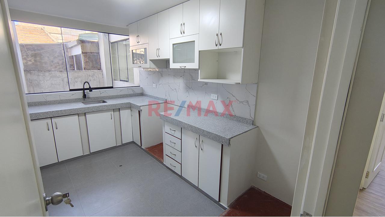 Vendo Departamento Remodelado En Urb. Agricultura - Jose Luis B.Yr. — foto 4