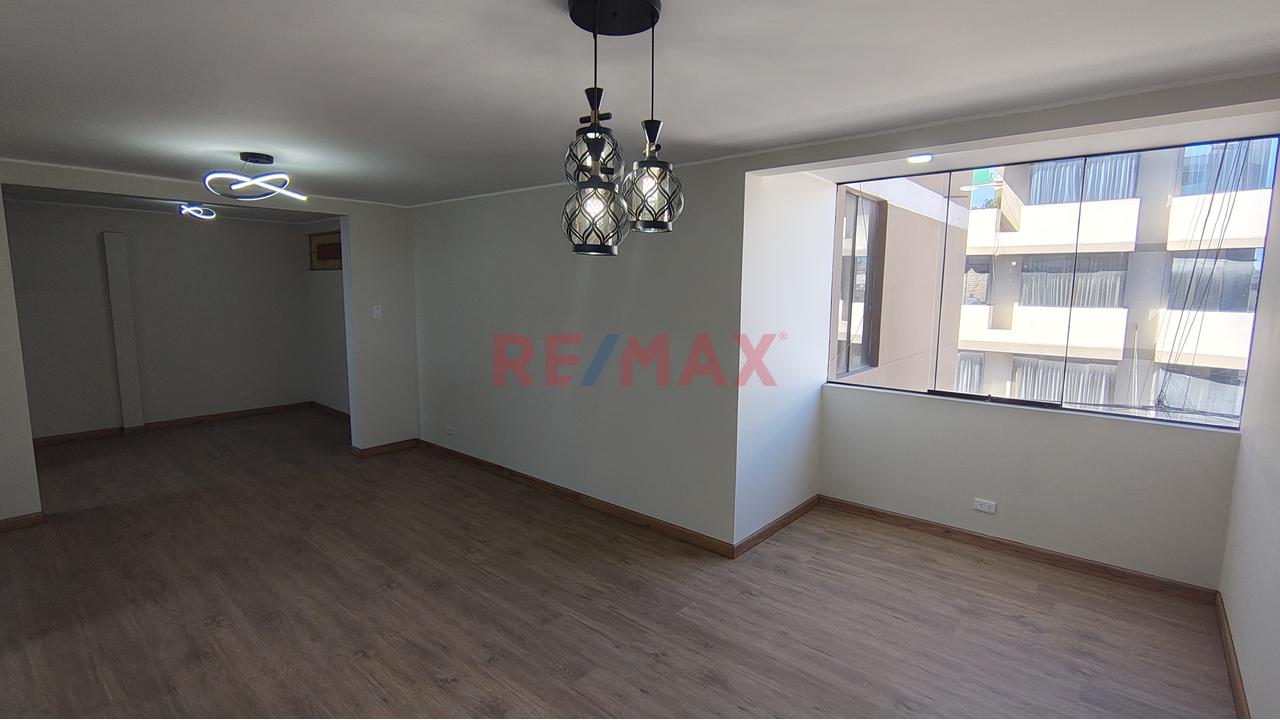 Vendo Departamento Remodelado En Urb. Agricultura - Jose Luis B.Yr. — foto 3