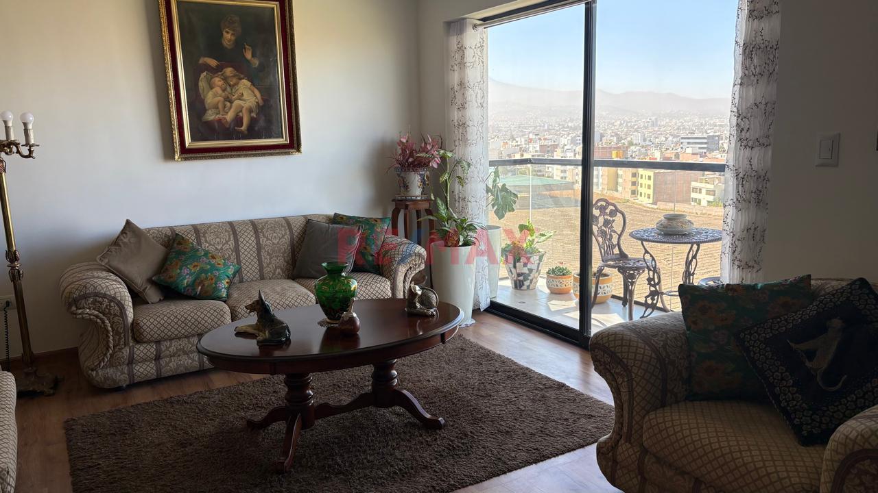 Vistas Panoramicas Y Confort En Yanahuara! Tu Nuevo Hogar Cerca A La Av Metropolitana — foto 3