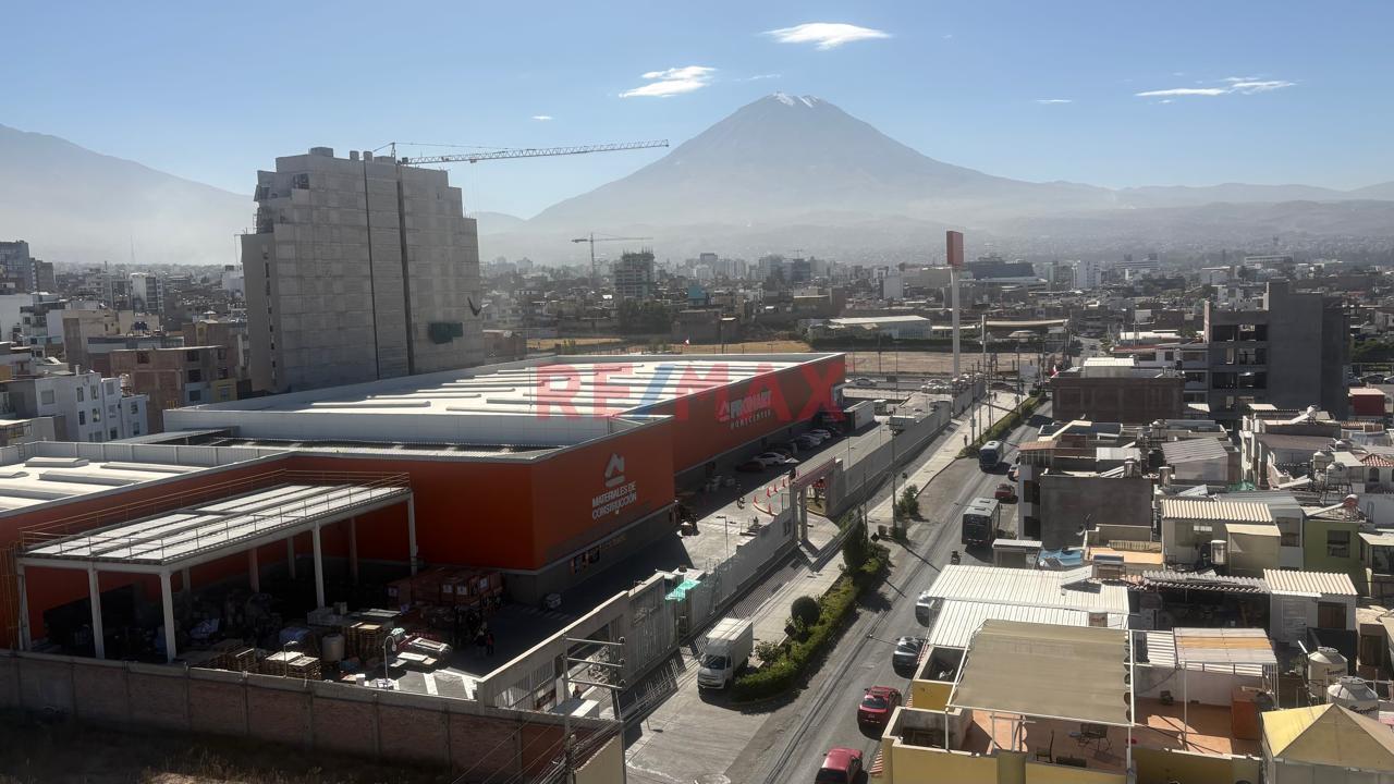 Vistas Panoramicas Y Confort En Yanahuara! Tu Nuevo Hogar Cerca A La Av Metropolitana — foto 7