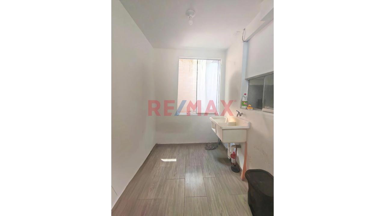 2 Departamentos En Venta - Urb. Pedro Diez Canseco - Jlb Y Rivero - 18