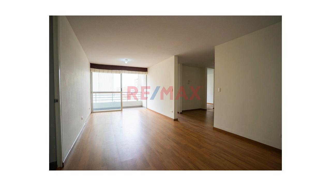Departamento En Venta De 87.5 M² | 3 Dormitorios | Cochera | Condominio Los Prados – San Miguel — foto 3