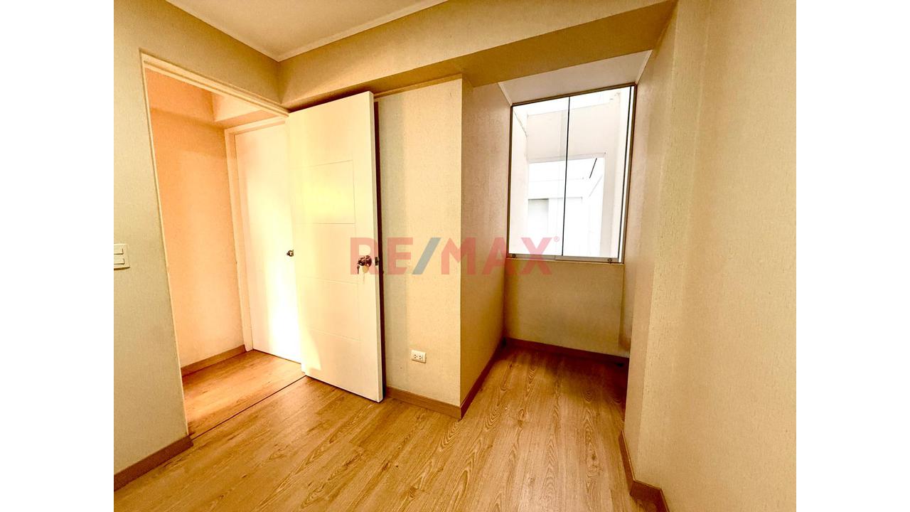 ✨ Exclusivo Dpto. De 3 Dormitorios + Balcón + Excelente Ubicación En Surquillo En El Limite Con San Isidro✨ — foto 13
