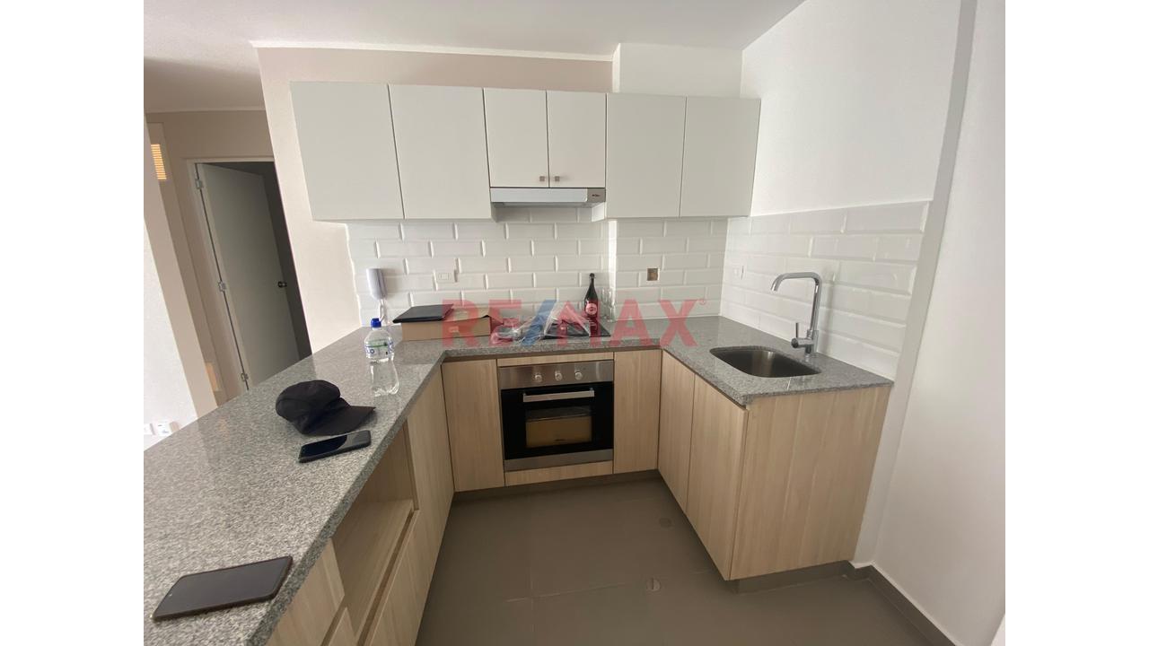 Habitación En Alquiler Para Roomie - Para Mujeres Estudiantes O Trabajadoras | Departamento De Estreno — foto 4
