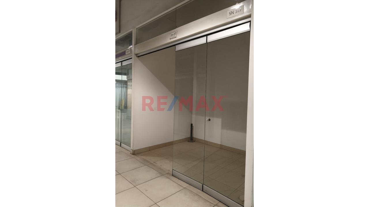 Inversión Segura En Gamarra! Venta De Local De 6.58M² Gama Moda Plaza - Gamarra - 3