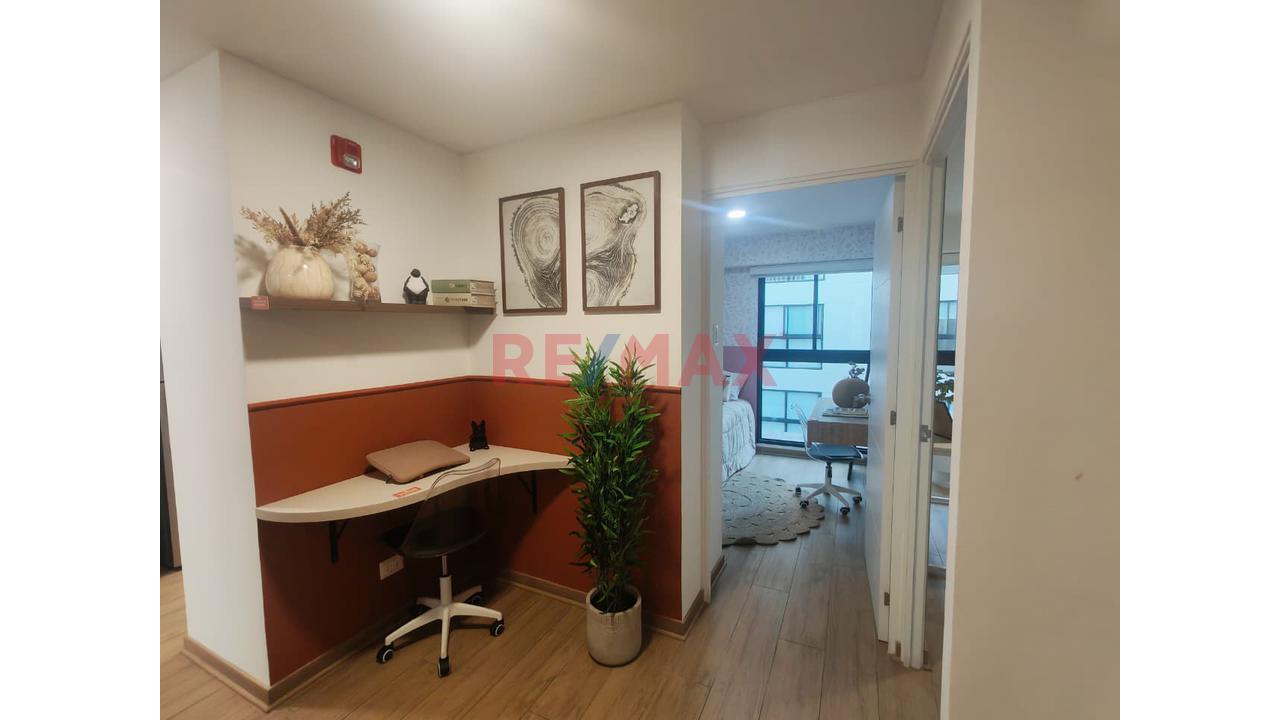 Departamento De Estreno En Miraflores En Venta, Balcón Y Vista A Calle — foto 8