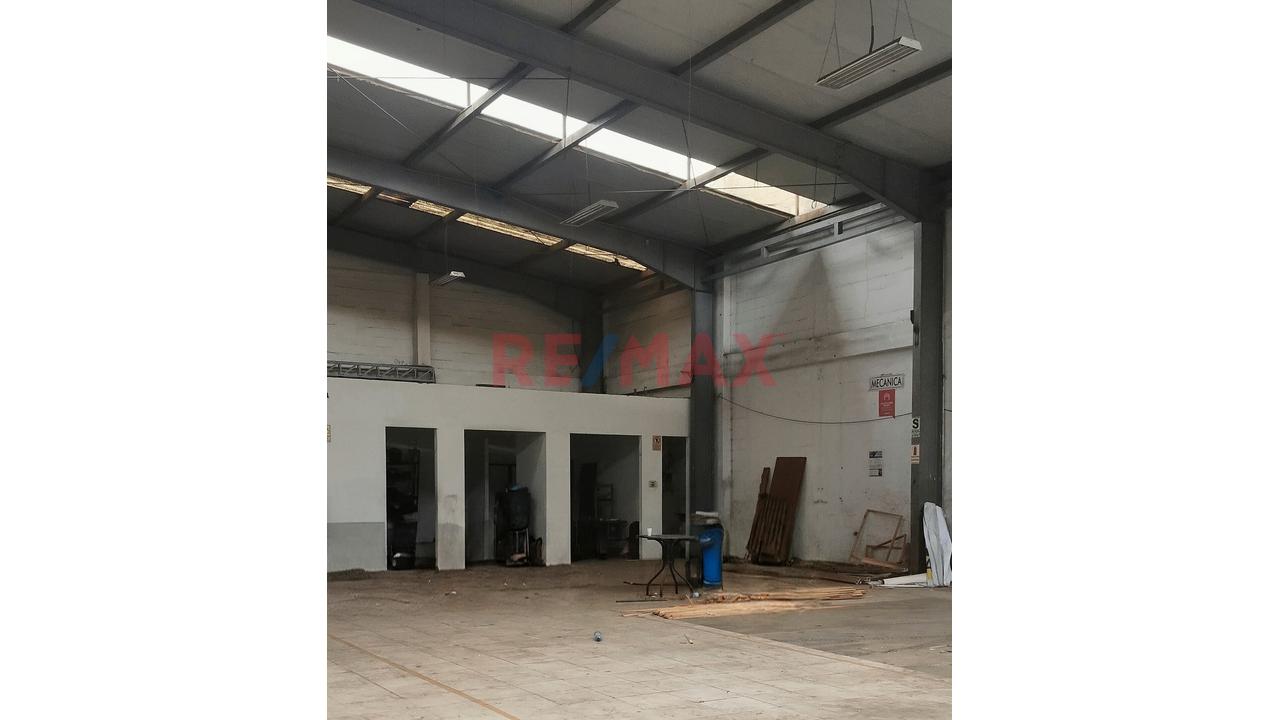 🏢✨ ¡Local En Alquiler – 650 M² En Ubicación Estratégica! — foto 14